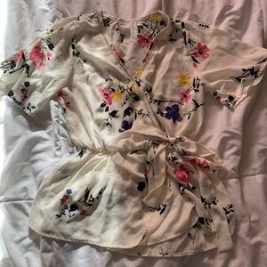 Sienna Sky Floral Blouse | Size Small